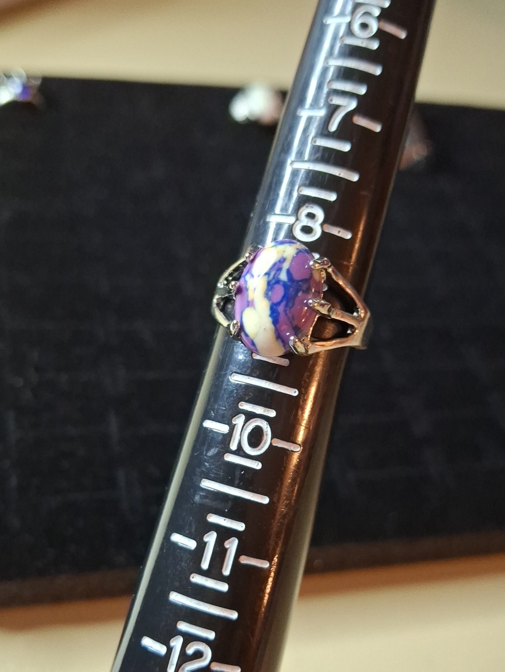 Purple and Cream Oval Stone Silver Tone Ring Sz 9 New